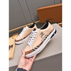 Burberry Low Shoes